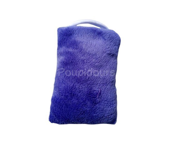 Eponge démaquillante violette